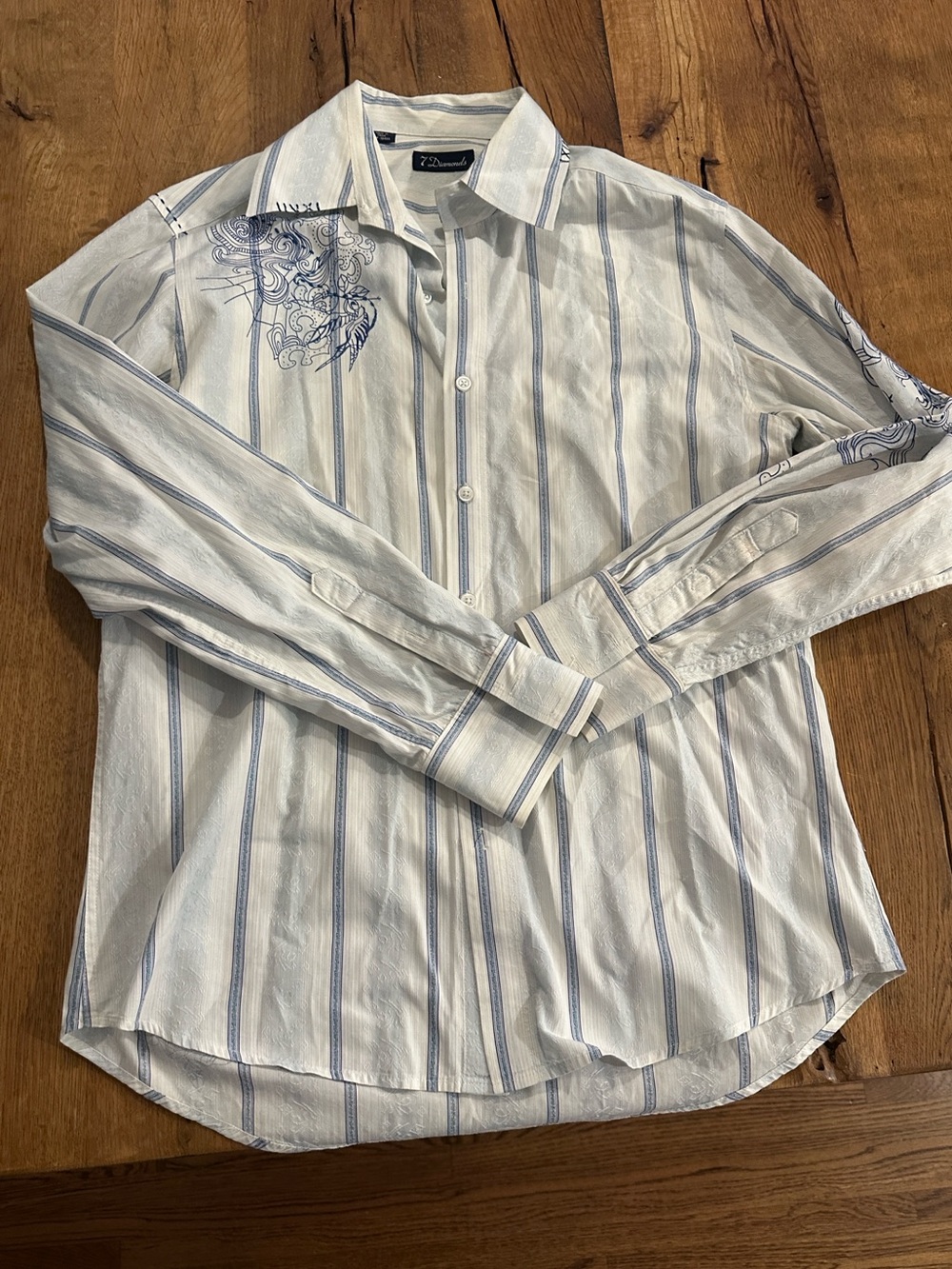 7 Diamonds long-sleeve button-up shirt with design